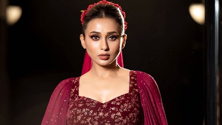জটিল রোগে আক্রান্ত মিমি চক্রবর্তী