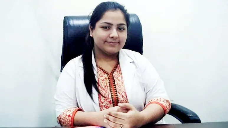 টাক মাথায় চুল গজাতে গিয়ে দুই প্রকৌশলীর মৃত্যু