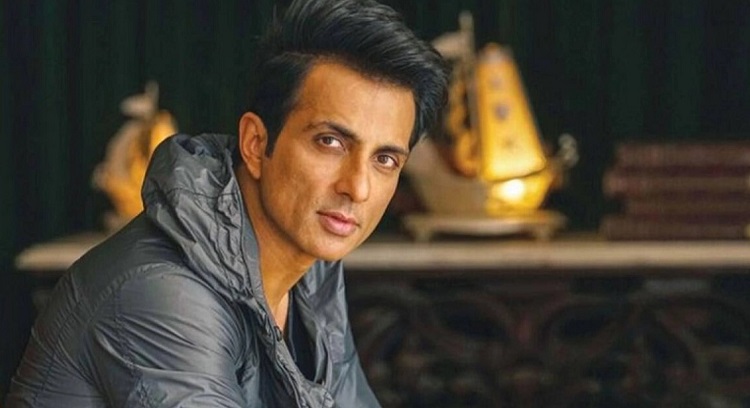 বিপাকে অভিনেতা সোনু সুদ