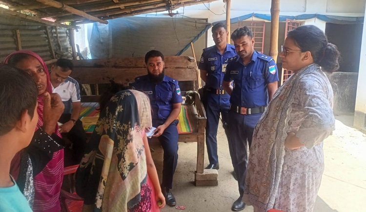 দামুড়হুদায় দুই বাড়িতে দুর্ধর্ষ ডাকাতি, ৩টি হাতবোমা উদ্ধার