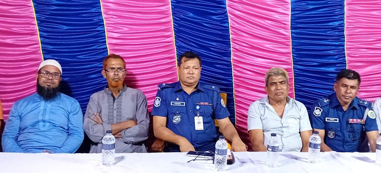 বাকেরগঞ্জে আইনশৃঙ্খলা উন্নতি ও মাদকবিরোধী মতবিনিময় সভা 