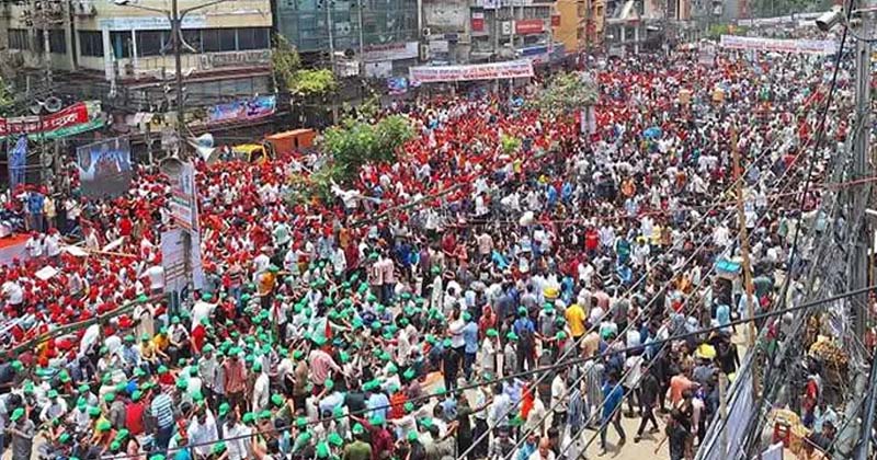 রাজধানীতে তারুণ্যের সমাবেশে নেতাকর্মীদের ঢল