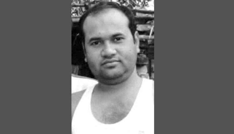 বাগমারায় গাছ থেকে পড়ে যুবকের মর্মান্তিক মৃত্যু     