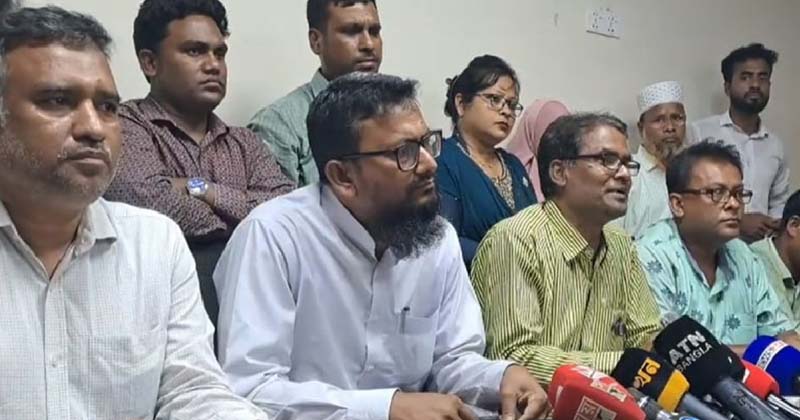 সচিবালয়ে এক ঘণ্টার কর্মবিরতিতে কর্মচারীরা