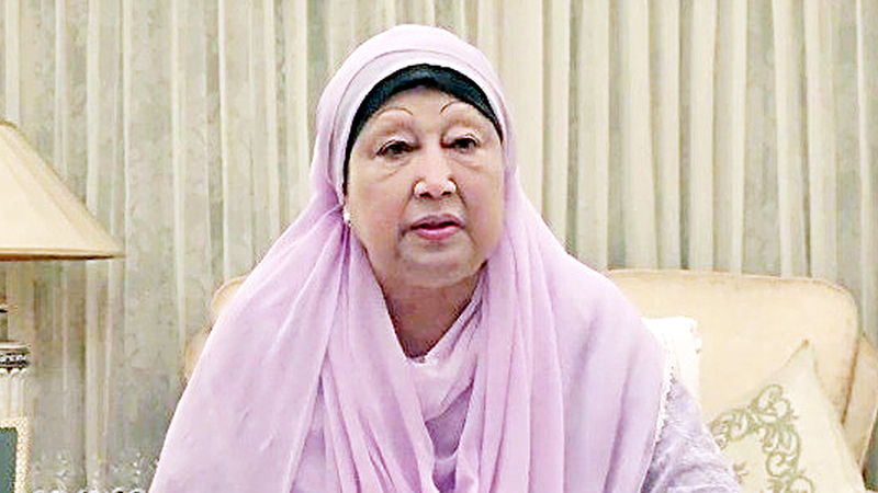 গণতন্ত্র আজও পদে পদে বাধাগ্রস্ত হচ্ছে: খালেদা জিয়া