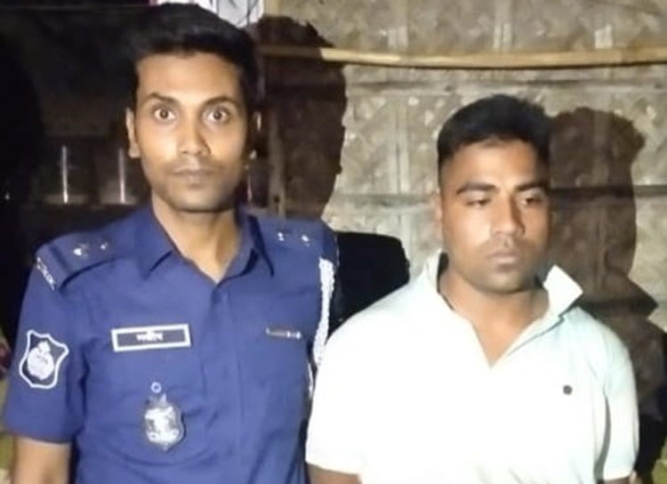 নীলফামারীতে ভুয়া সেনা সদস্য গ্রেপ্তার