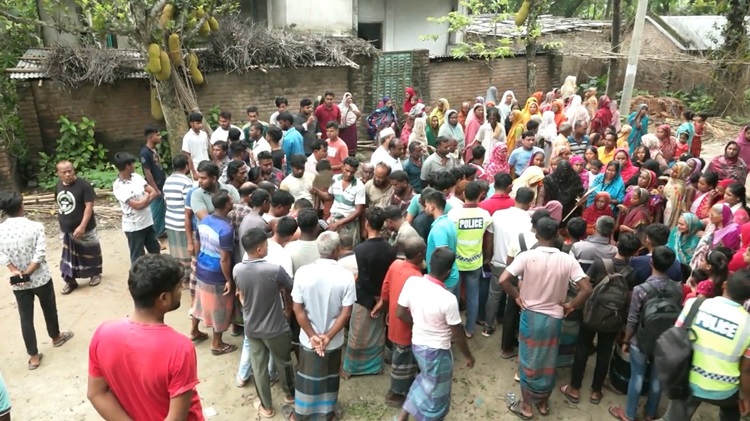 আম গাছে ঝুলছিল মুদি ব্যবসায়ীর মরদেহ