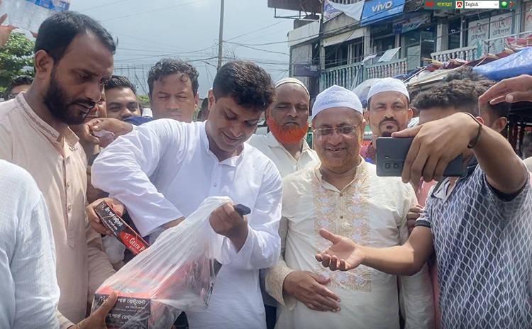 মিরসরাইয়ে জিয়াউর রহমানের মৃত্যুবার্ষিকীতে খাবার বিতরণ