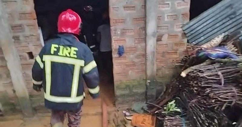 সিলেটে টিলা ধসে ২ সন্তানসহ মা-বাবার মৃত্যু