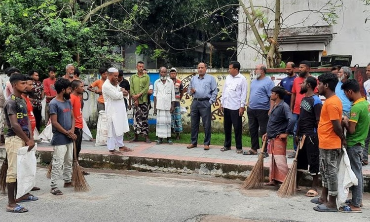  নীলফামারী পৌরসভার উদ্দ্যোগে বিশেষ অভিযান