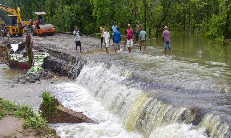 ভারতে প্রবল বর্ষণ, মৃত্যু বেড়ে ৩৪