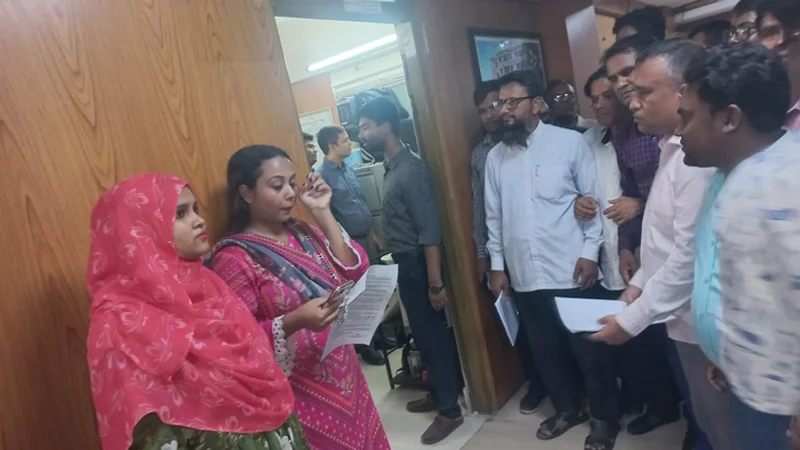 কঠোর আন্দোলনের হুমকি সচিবালয় কর্মচারীদের