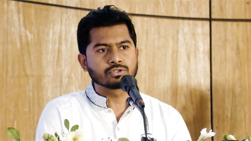 কয়েকজন উপদেষ্টাও ‌‌হাসিনার মতো ব্যাংক লুট করছে: নুর