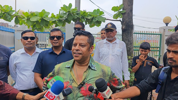 ৫শ টাকায় ভুল লোককে ভোট দিলে দেশ ধ্বংস হয় : সেলিম প্রধান