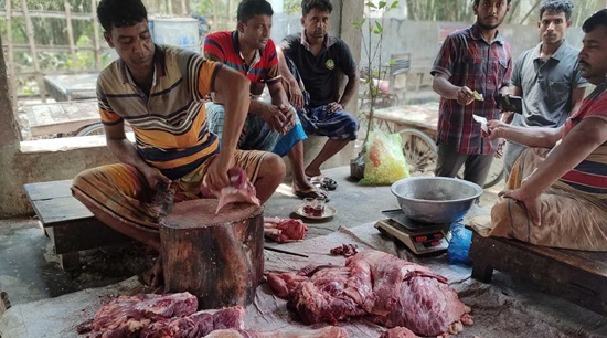 ঢাকায় যাচ্ছে মেহেরপুরের শতাধিক কসাই  