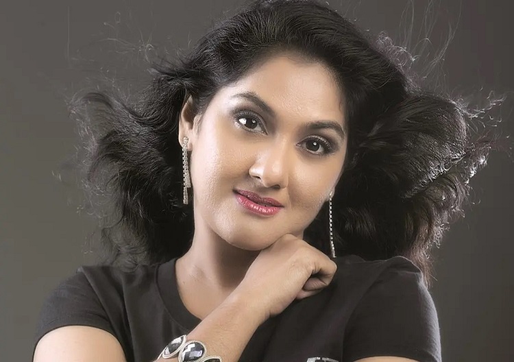 পাঁচ বছর ধরে লিভ-ইন সম্পর্কে রয়েছেন অঞ্জু অরবিন্দ