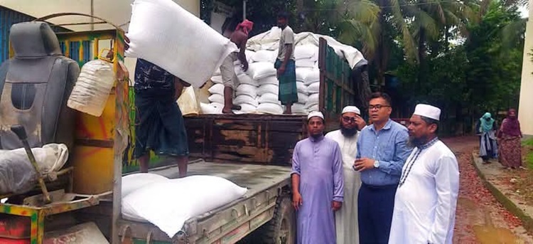 দাগনভূঞার চামড়া সংরক্ষণে ৩১ টন লবণ সরবরাহ