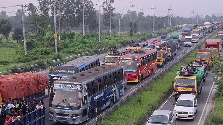বিকল যানবাহন: যানজটে স্থবির ঢাকা-টাঙ্গাইল-যমুনা সেতু মহাসড়ক 
