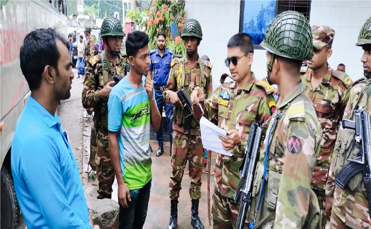 কুড়িগ্রামগামী বাস যাত্রীদের থেকে অতিরিক্ত ভাড়া আদায়ের অভিযোগ