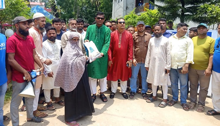 চৌদ্দগ্রামে ৮২৭ পরিবারে কুরবানির গোশত বিতরণ