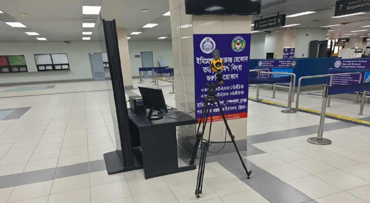 করোনার সংক্রমণ রোধে চট্টগ্রাম বিমানবন্দরে নানা উদ্যোগ