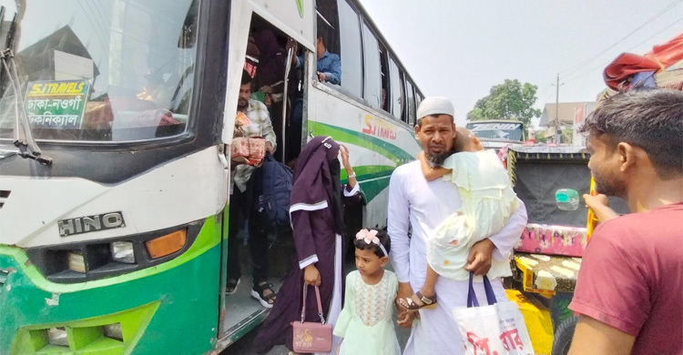 ফাঁকা ঢাকা, ফিরতি যাত্রায় মানুষ কম