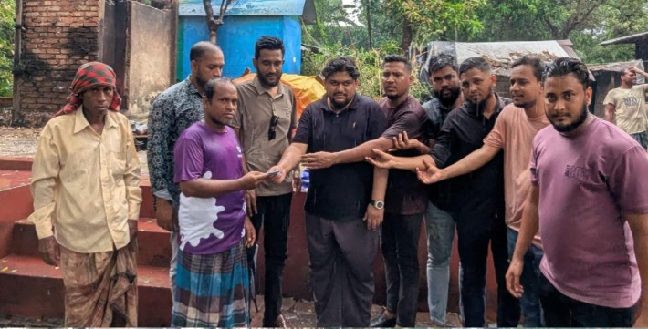 চন্দনাইশে অগ্নিকাণ্ডে ক্ষতিগ্রস্ত পরিবারের পাশে রাজিব জাফর চৌধুরী