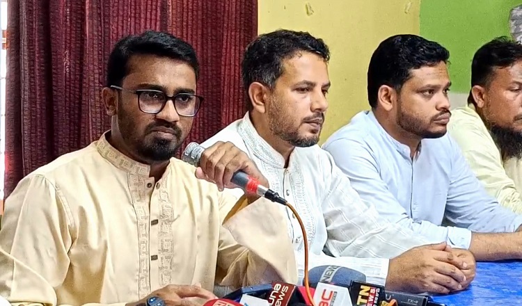 তিনটা দলের দাবি অনুযায়ি এপ্রিলে ভোট: রাশেদ খান