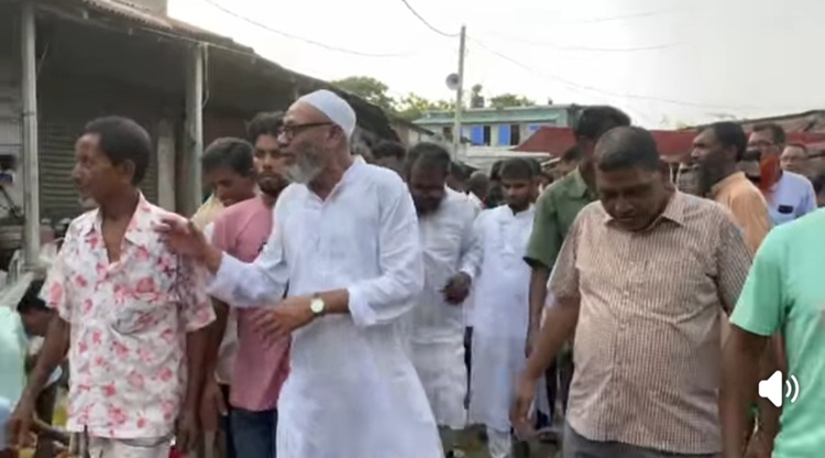আত্রাইয়ে বিএনপি নেতা বুলুর ঈদ শুভেচ্ছা বিনিময় ও জনসংযোগ