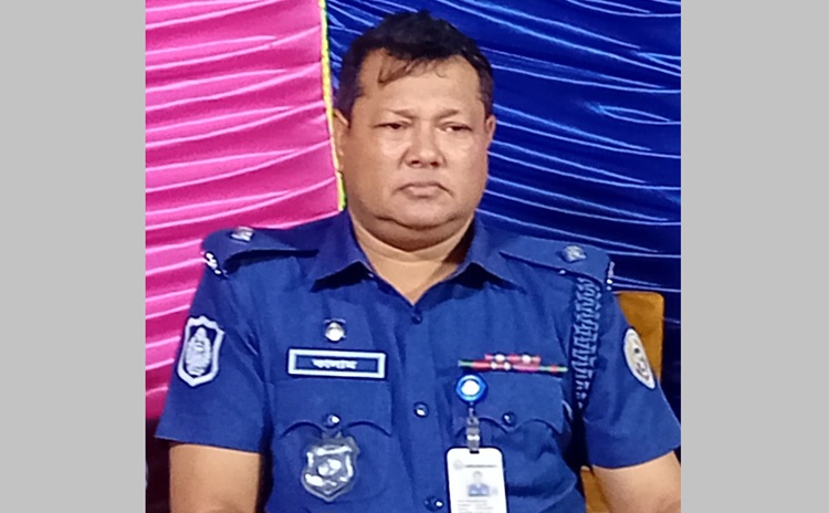 ওসি আবুল কালামের তৎপরতায় পাল্টে গেছে বাকেরগঞ্জর চিত্র