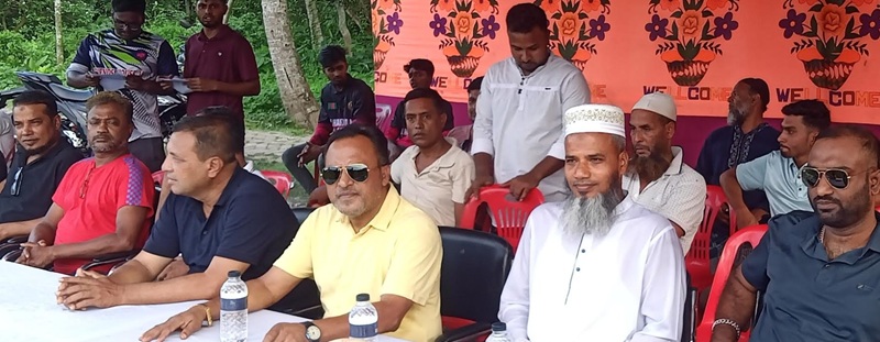 রূপসায়  প্রাক্তন  শিক্ষার্থীদের প্রীতি ফুটবল ম্যাচ অনুষ্ঠিত