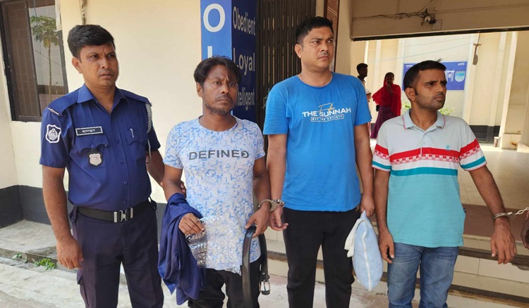 কালিয়াকৈরে ট্রাকসহ প্রতারকচক্রের সদস্য গ্রেপ্তার