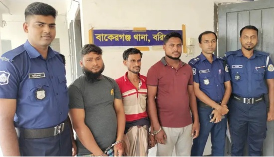 বাকেরগঞ্জে অটোরিকশা চোর চক্রের ৩ সদস্য গ্রেপ্তার