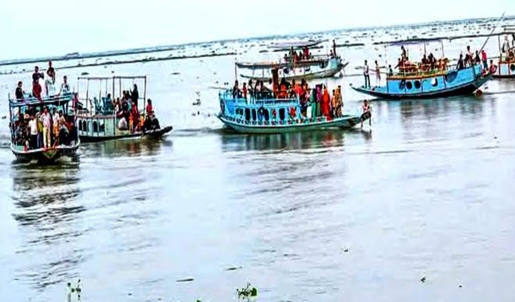 ঈদের আনন্দে ভাসছে কিশোরগঞ্জের হাওর এলাকার পর্যটকদের মেলা