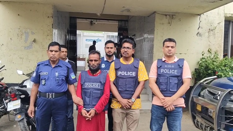 ৫০০ টাকার জন্য স্ত্রীকে হত্যা