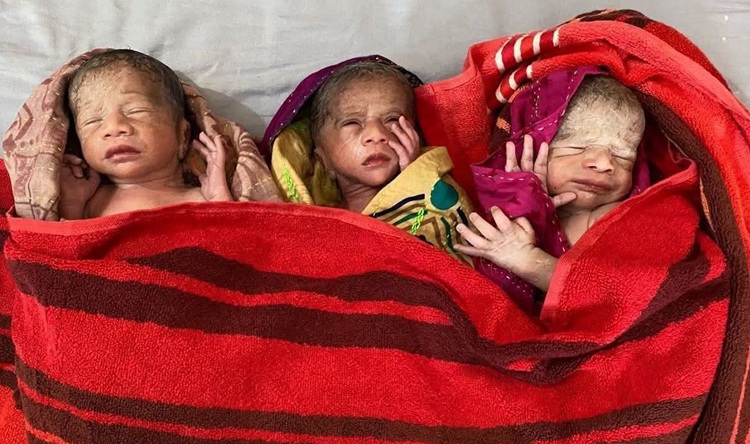 একসঙ্গে তিন সন্তানের জন্ম দিলেন গৃহবধূ