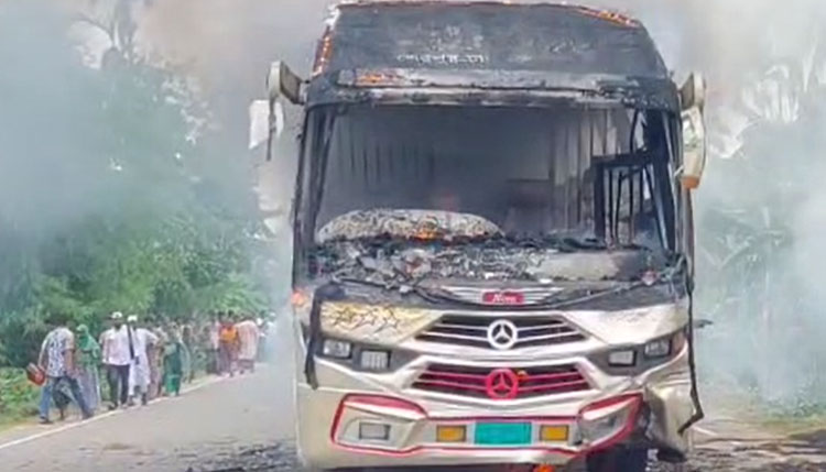 শেরপুরে বাস-মোটরসাইকেল সংঘর্ষে নিহত ১
