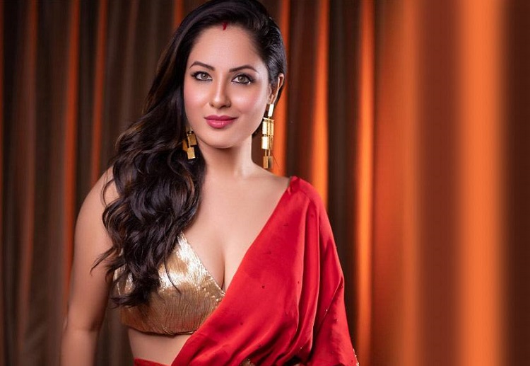 অভিনেত্রী পূজার বিরুদ্ধে অপহরণের অভিযোগ