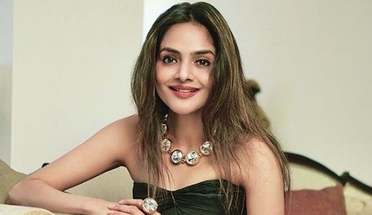 চুম্বন দৃশ্যে অভিনয়ের অভিজ্ঞতা ভয়ংকর ছিল : মধু শাহ