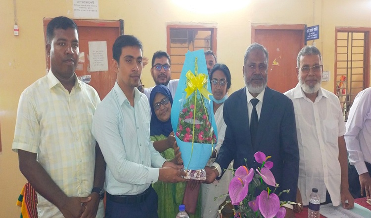 পাইকগাছায় নবাগত সিনিয়র জুডিশিয়াল ম্যাজিস্ট্রেট মাসুম বিল্লাহ'র যোগদান