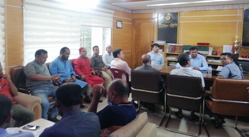 ইউএনও'র সাথে সীতাকুণ্ড প্রেসক্লাব নেতৃবৃন্দের মতবিনিময় 