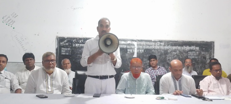 দৌলতপুরে বিএনপি আলোচনা সভা