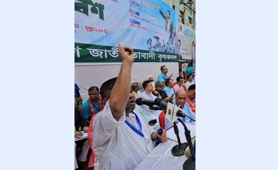 বাজিতপুর-নিকলীতে মাঠে মাসুক মিয়া, দুঃসময়ে ছিলেন কর্মীদের পাশে