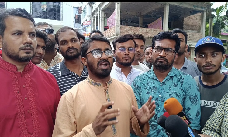‘হাসিনা পালিয়ে গেলেও তার ফ্যাসিবাদী শাসন ব্যবস্থা রয়ে গেছে’