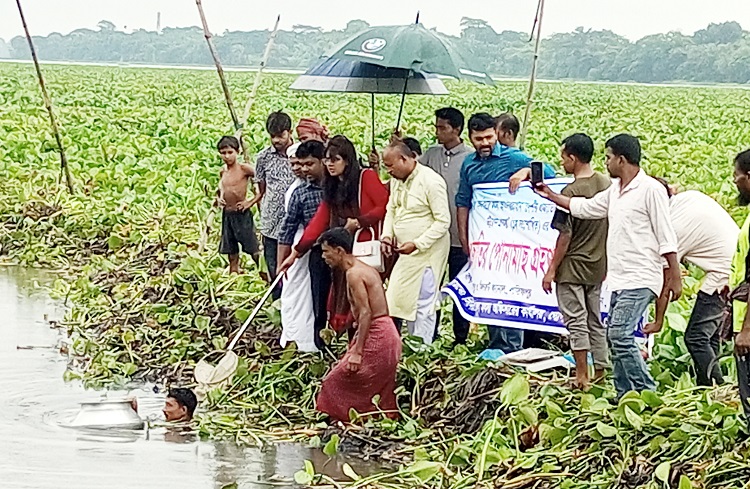 গোপালগঞ্জে পোনা অবমুক্ত