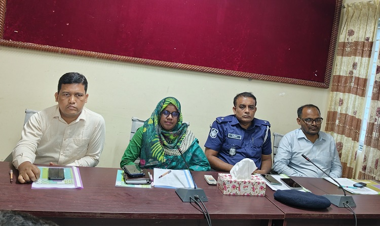 নিয়ামতপুরে থ্রাইভ প্রকল্পের সদস্যদের সঙ্গে মতবিনিময়