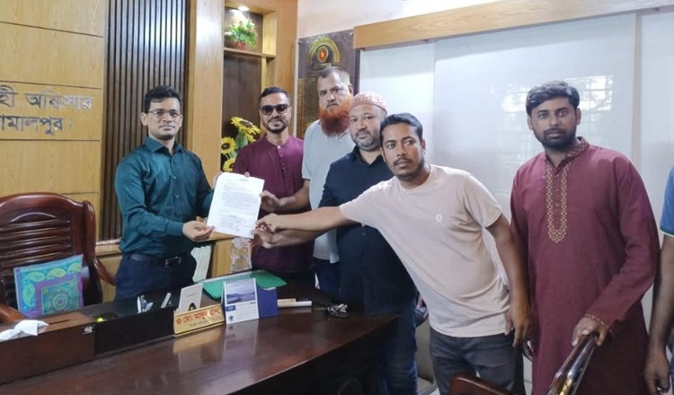 বকশীগঞ্জে এনসিপির স্মারকলিপি প্রদান