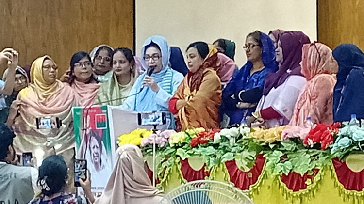 বিগত আন্দোলনে নারী নেত্রীরা ঢাল হিসাবে কাজ করেছেন: আফরোজা আব্বাস