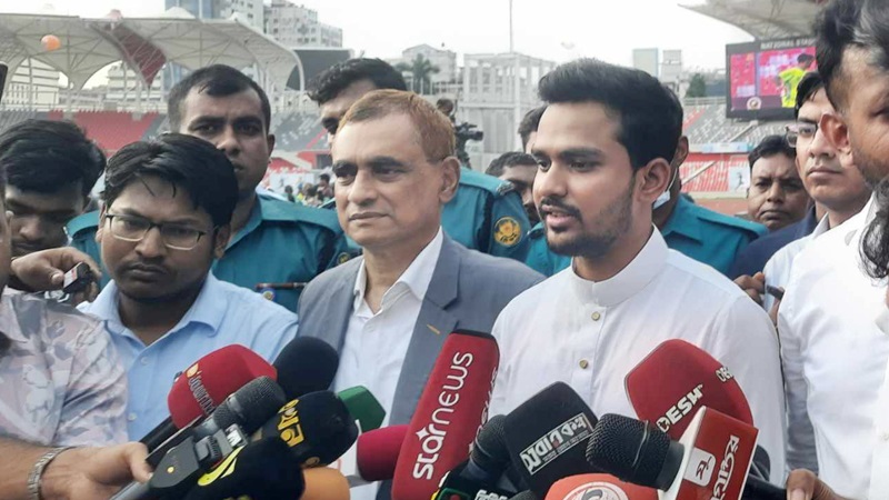ফুটবল কোচের বিষয়ে যা বললেন ক্রীড়া উপদেষ্টা