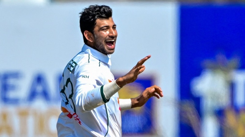 ধানাঞ্জায়াকে ফিরিয়ে দিনের শুরু করলেন নাঈম